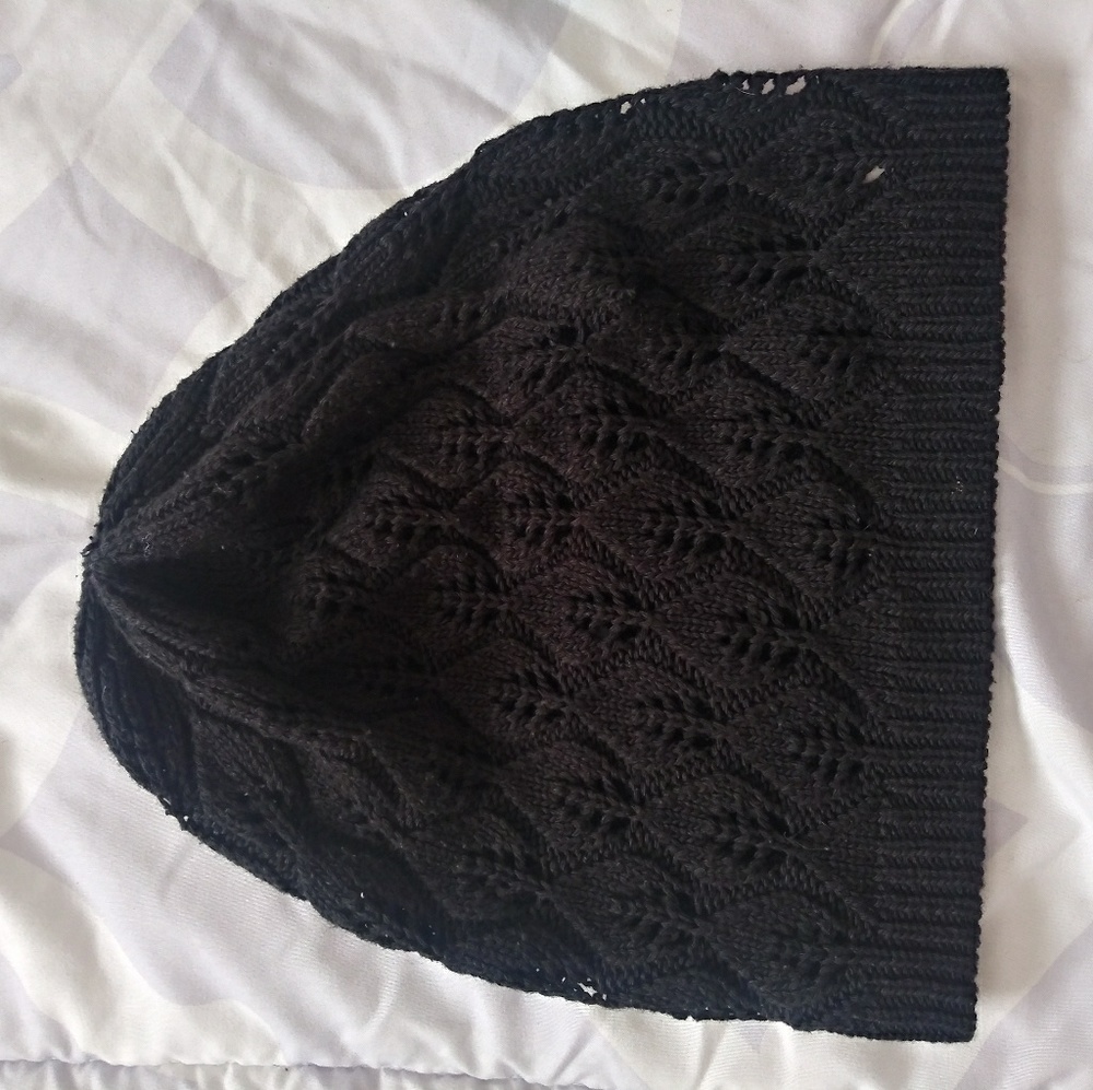 Black beanie